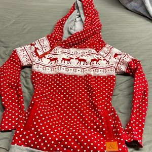 Ampersand doublehood sweatshirt Christmas or Valentines design size medium EUC